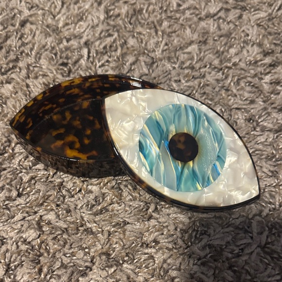 Eye-Shaped Tortoiseshell and Blue Jewelry Box - Picture 2 of 3